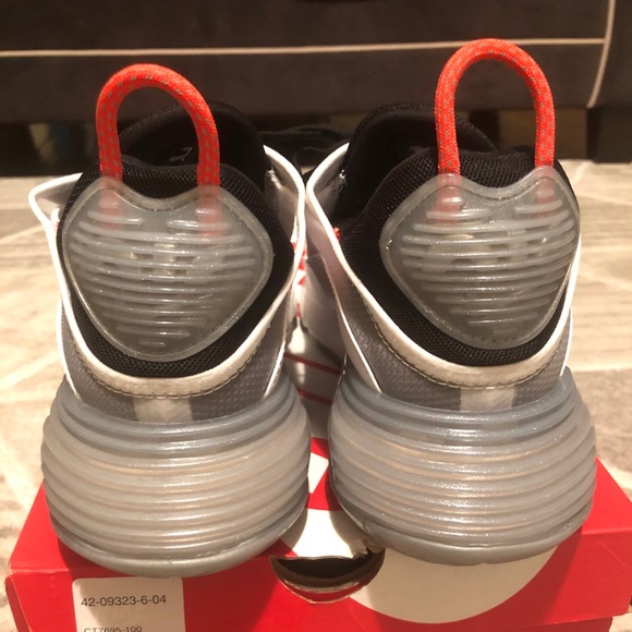 Nike Air Max 2090 👟 (Never Worn) - Picture 5 of 10
